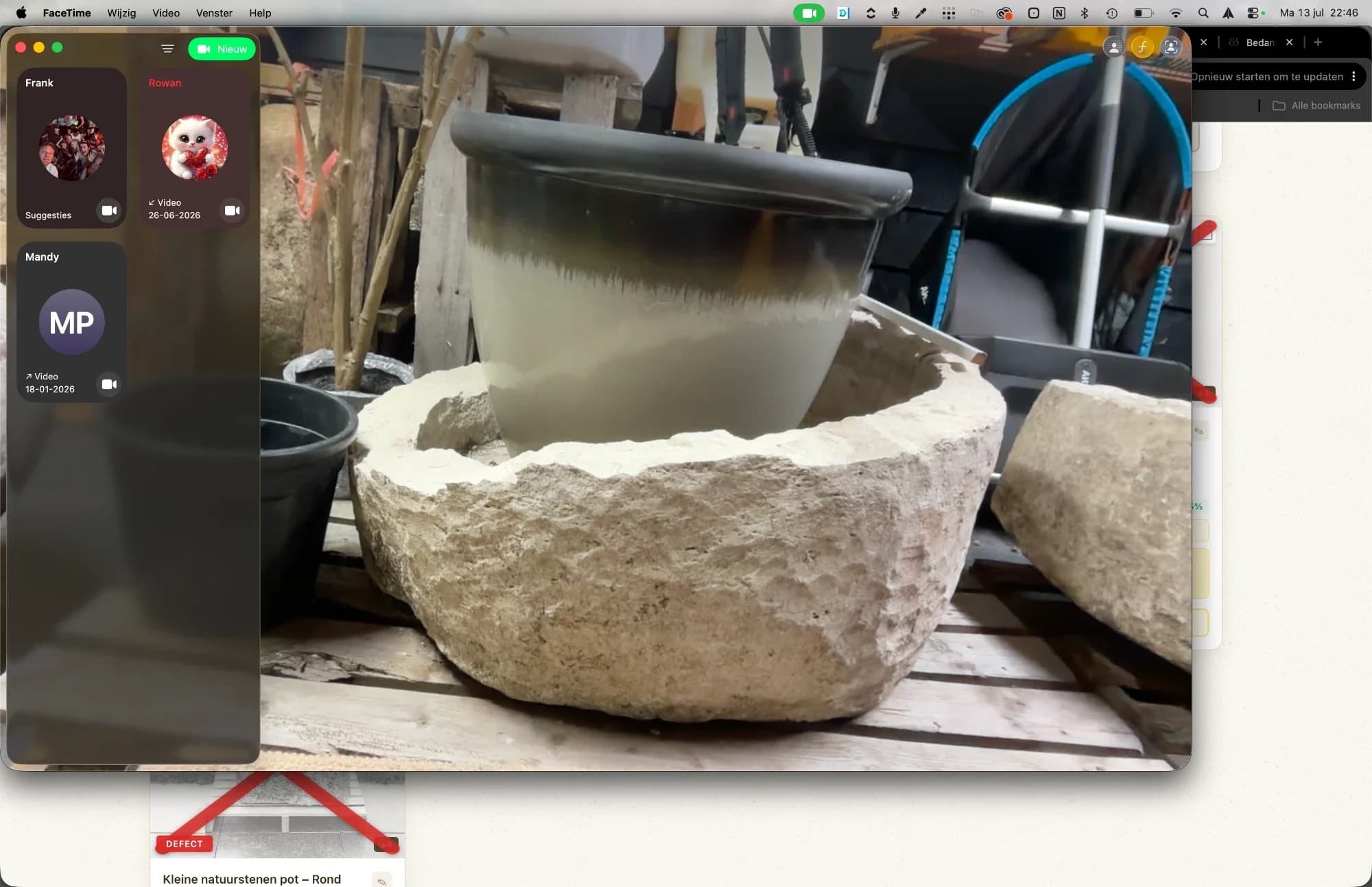Natuurstenen grote pot – Beige – rond (30×85), verweerde kalksteen met natuurlijke patina, handgemaakt in Indonesië foto 5